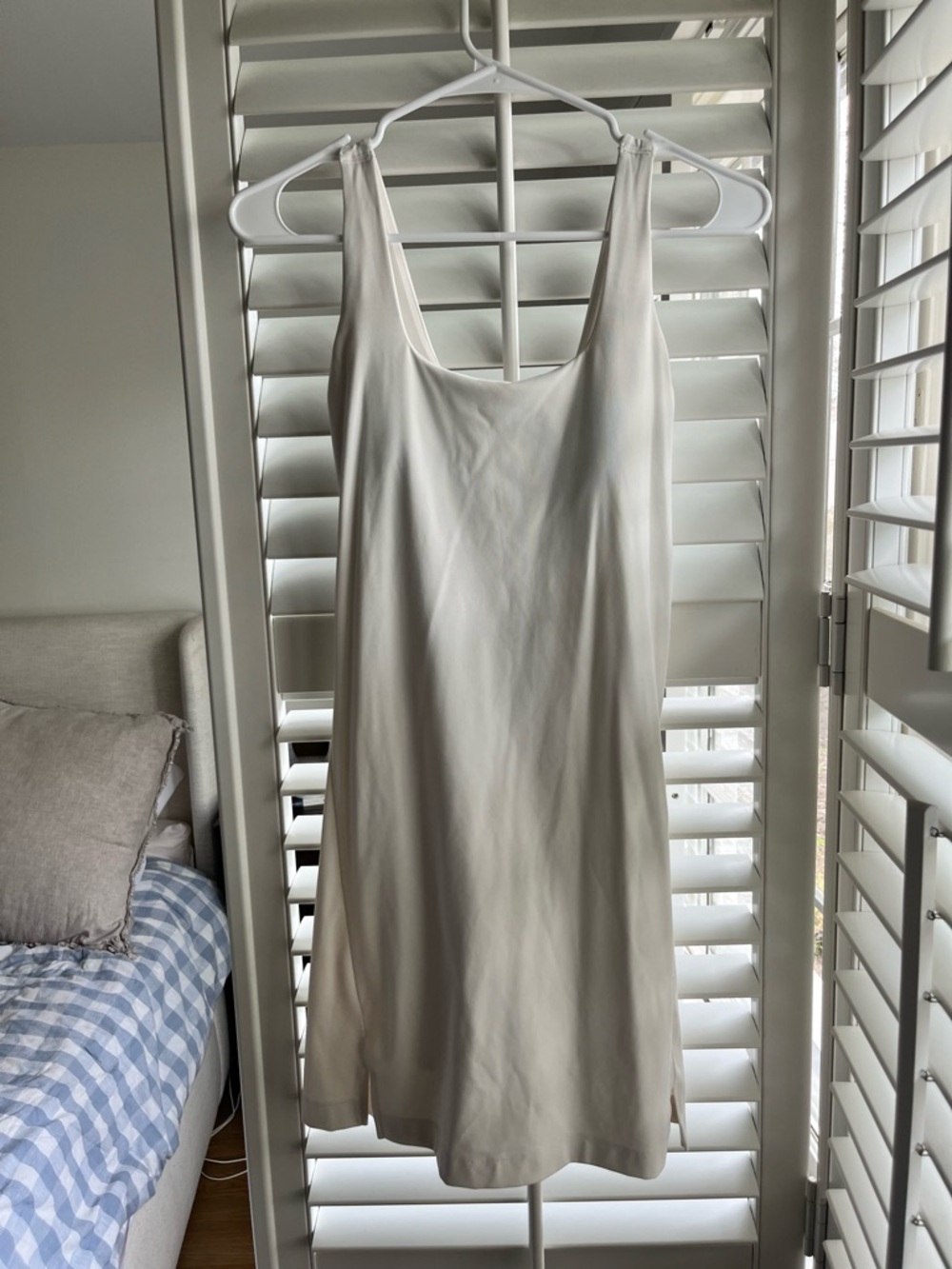 Old Navy Cream Active dress